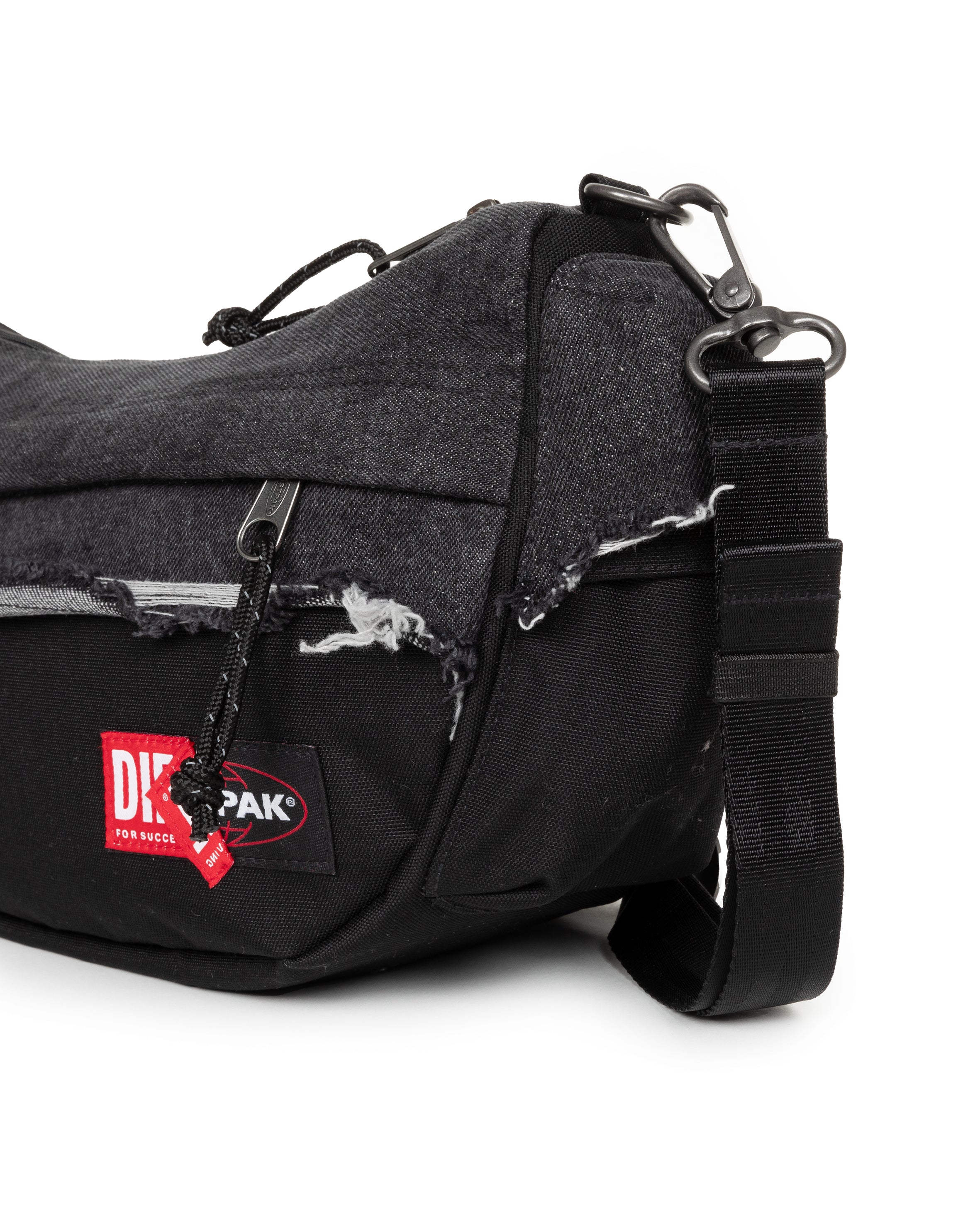 eastpak-x-diesel-sac-bandouli-re-mash-up-denim-petit image 4